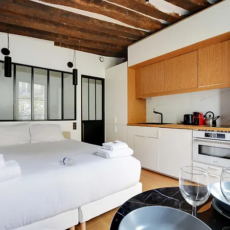Chic A C - 2p - Le Marais Appartamento Parigi